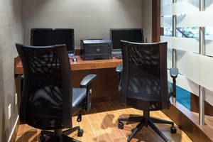 thumbnail: Business center
