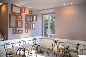 thumbnail: Breakfast area