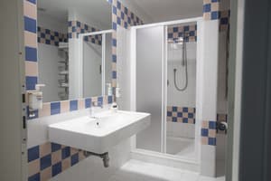 thumbnail: Bathroom