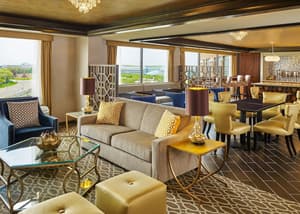 thumbnail: Lobby lounge