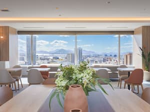 thumbnail: Dining