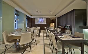 thumbnail: Restaurant