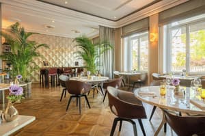 thumbnail: Restaurant