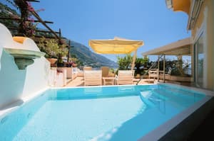 thumbnail: Terrace/patio