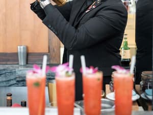 thumbnail: Restaurant