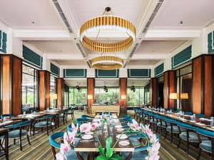 thumbnail: Restaurant