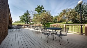 thumbnail: BBQ/picnic area