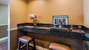 thumbnail: Business center