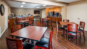 thumbnail: Breakfast area