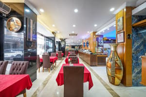 thumbnail: Restaurant
