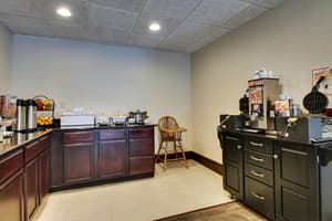 thumbnail: Breakfast area