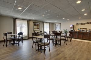thumbnail: Breakfast area