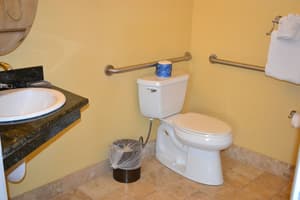 thumbnail: Bathroom