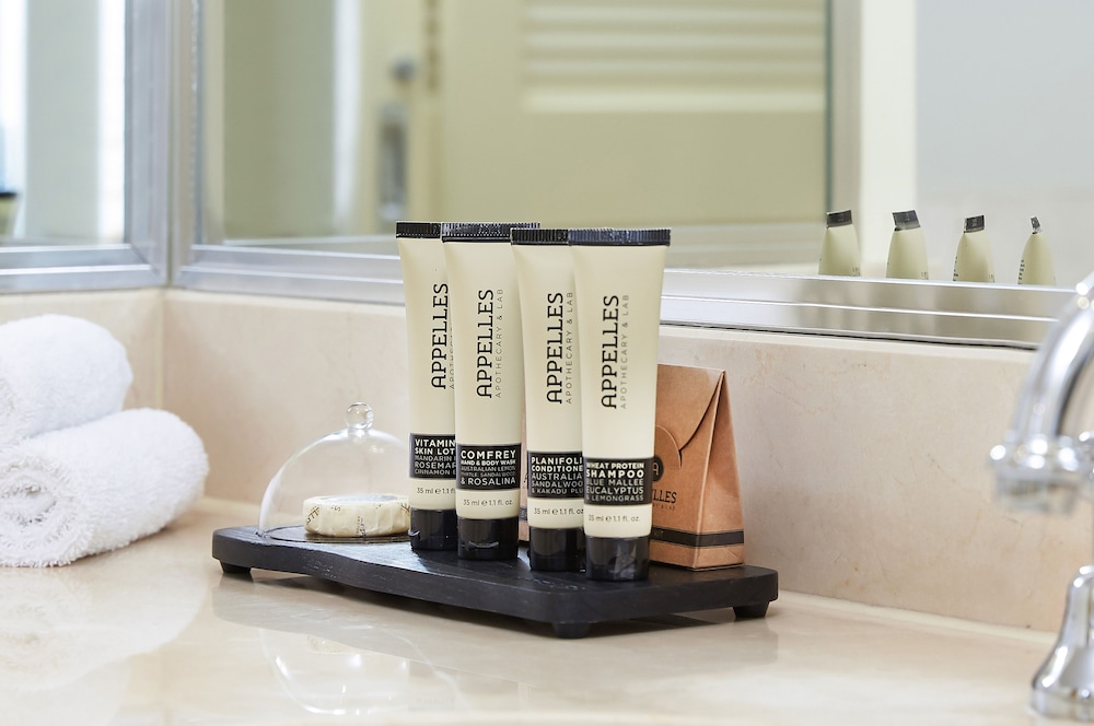 Bathroom amenities