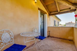 thumbnail: Terrace/patio