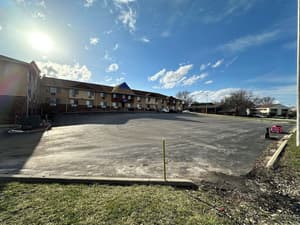 thumbnail: Exterior