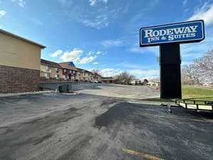 thumbnail: Exterior