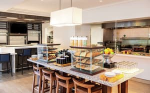 thumbnail: Breakfast area