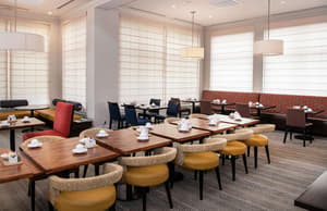 thumbnail: Breakfast area
