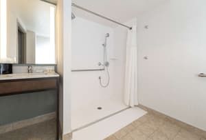 thumbnail: Bathroom shower
