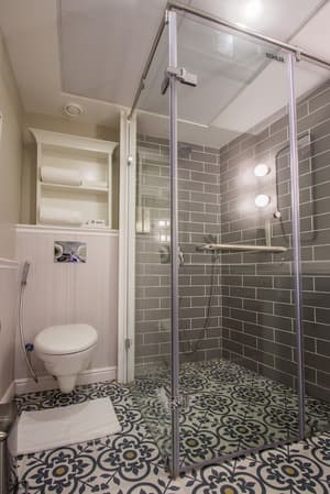 thumbnail: Bathroom