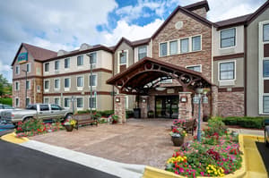thumbnail: Exterior