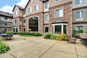 thumbnail: Exterior