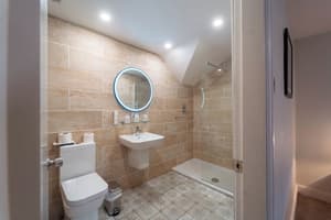 thumbnail: Bathroom