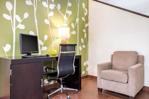thumbnail: Business center