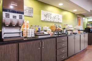 thumbnail: Breakfast area