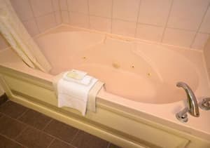 thumbnail: Jetted tub