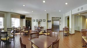 thumbnail: Breakfast area