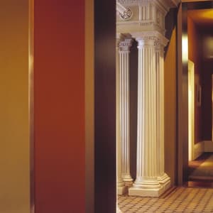 thumbnail: Interior entrance