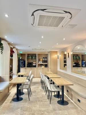 thumbnail: Breakfast area
