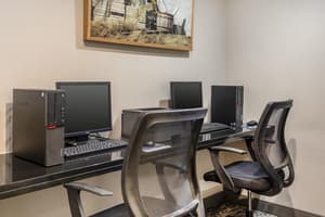 thumbnail: Business center
