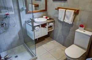 thumbnail: Bathroom