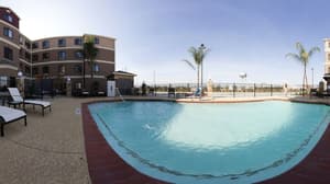 thumbnail: Outdoor pool