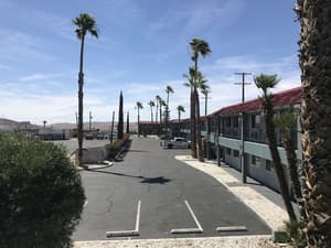 thumbnail: Parking