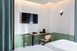 thumbnail: Room