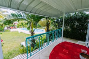 thumbnail: Courtyard view