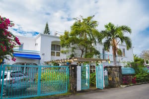 thumbnail: Front of property