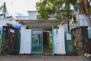 thumbnail: Property entrance