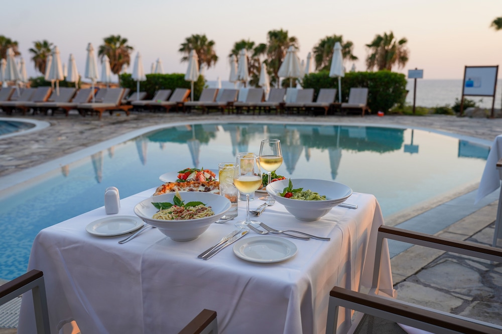 Couples dining