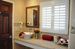 thumbnail: Bathroom sink