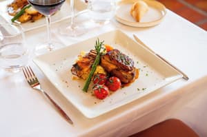 thumbnail: Restaurant