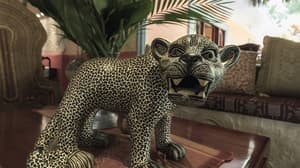 thumbnail: Interior detail