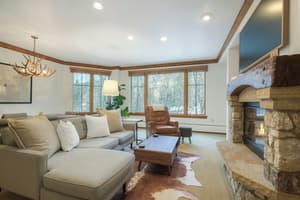 thumbnail: Living room