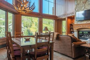 thumbnail: In-room dining
