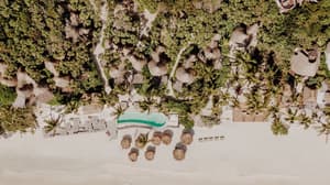thumbnail: Front of property