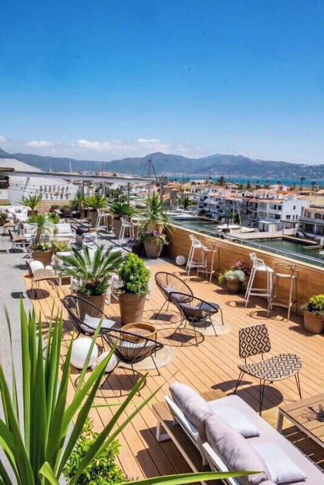 Rooftop terrace